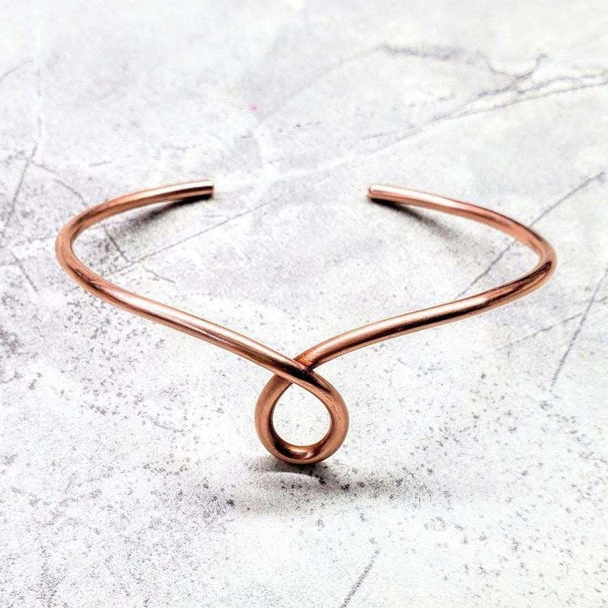 Handmade Sculpted Copper Teardrop Bangle